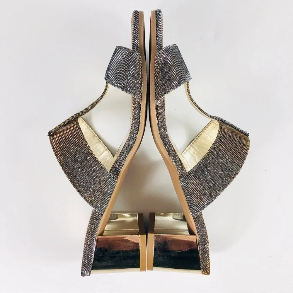 Carvela Comfort ‘Suzy’ Metal Comb Sandals